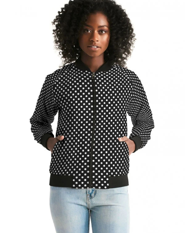 Jaket bomber dengan motif polkadot